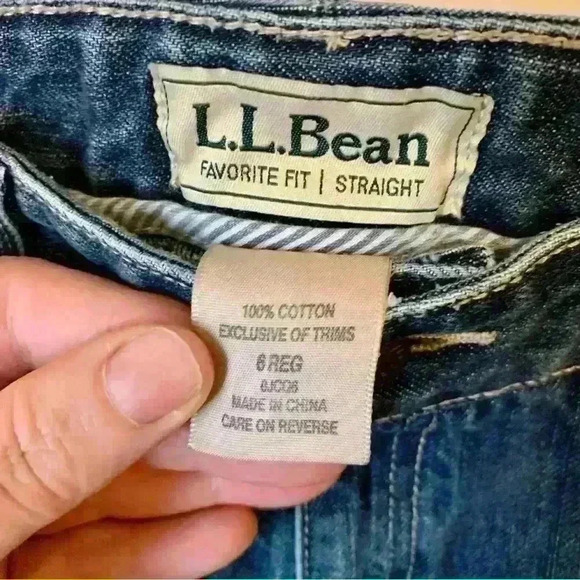 LL Bean Favorite Fit Straight Jean Size 6 Regular - Picture 3 of 4